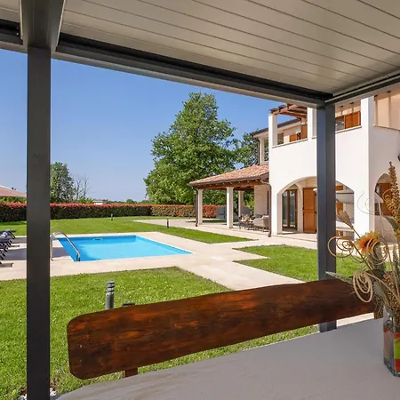 Ferienhaus Genia I Poreč