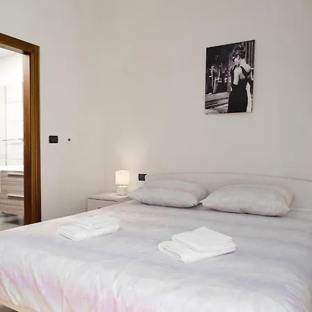 Holiday home Genia I